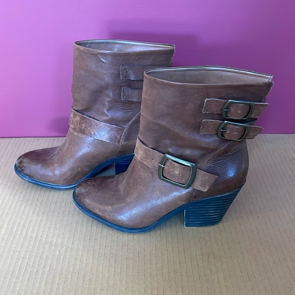 Lucky Brand Women’s Brown Leather Ankle Boot Size 9.5